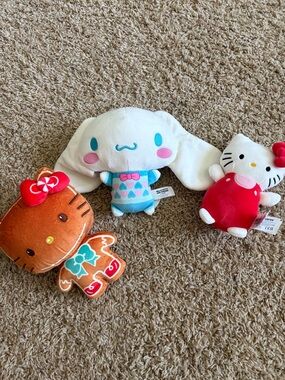 Sanrio Hello Kitty & Cinnamoroll Plush Set
